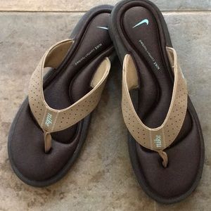 Nike Comfort Flip Flop Sandal - Like New Sz 11